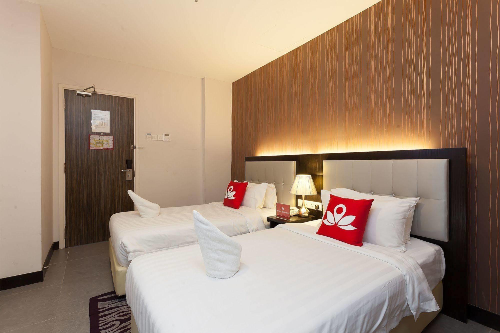 Zen Rooms Near Sogo Куала Лумпур Екстериор снимка